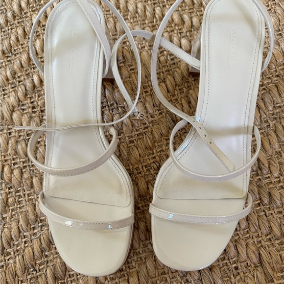 LARROUDÉ Gio Sandal In Ivory Patent Leather - Picture 5 of 9